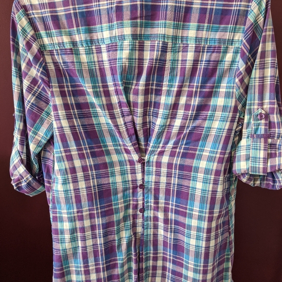 Lightweight Plaid Button Front Tops - Picture 3 of 4
